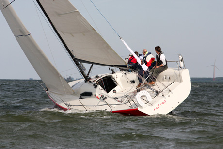 Red Roo MaxFun 35 sailing yacht racer